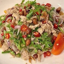 ยำวุ้นเส้นหมูสับ