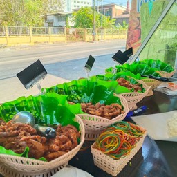 เมนูรวม (ลูกค้าโปรดระบุ รวมได้ 2 อย่าง)