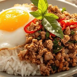 ข้าวราดกะเพราหมูสับ