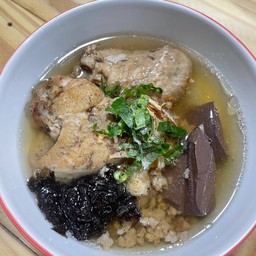 จั๊บปีกไก่ตุน