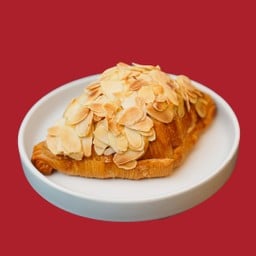 Petite Almond ครัวซองต์อัลมอนด์