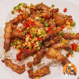 ข้าวสามชั้นคั่วเกลือ