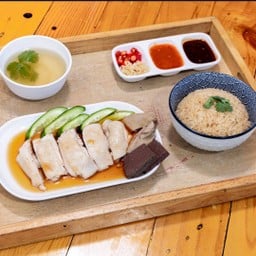 S2 ข้าวมันไก่สิงคโปร์ ชุด S ไก่ + ตับ + เลือด