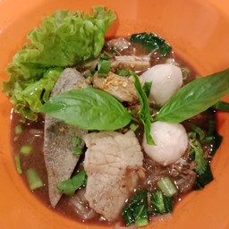 ก๋วยเตี๋ยวหมูน้ำตก