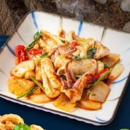 หมึกผัดไข่เค็ม