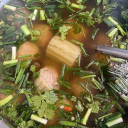 ต้มจืดมะระยัดไส้ 2 ชิ้น