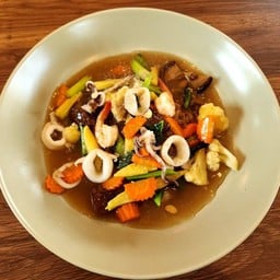 ราดหน้าทะเล