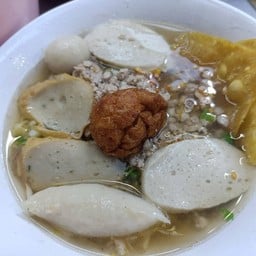 เล่าบู๊ เย็นตาโฟชามโต ฉลองกรุง
