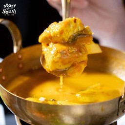 ชุดข้าวแกงส้มปลากะพงยอดมะพร้าว ปลาเค็มหรือไข่เค็ม