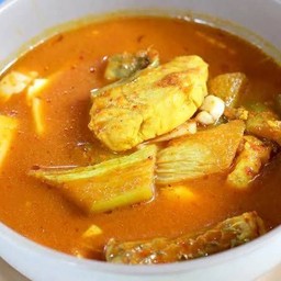 ข้าวแกงคนคอน (ยายไหม)