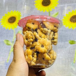 ขนมบิสกิตกะทิใส้สัปปะรด