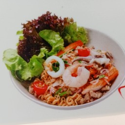 ยำมาม่า