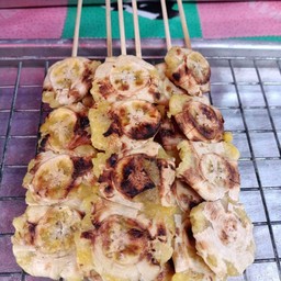 กล้วยปิ้ง1ไม้พร้อมราดน้ำเชื่อมกะทิ