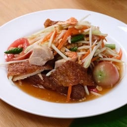 ส้มตำไก่ทอด