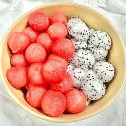 ผลไม้ปอกพร้อมทานbyกีกี้