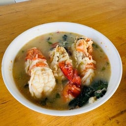 ต้มยำกุ้งก้ามกราม ครึ่งกิโล 4 ตัว