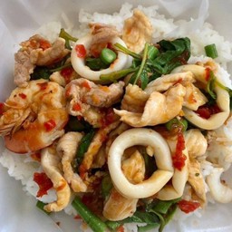 กะเพรารวมมิตร