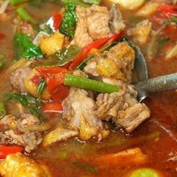แกงป่าไก่บ้าน