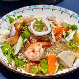 ยำเส้นแก้วรวมมิตร