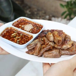 ไส้อ่อนหมูย่าง