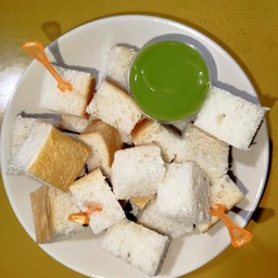 ขนมปังสังขยาอบไอน้ำ