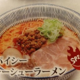 สไปซี่ชาชุราเมน