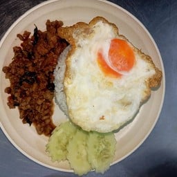 โกเด้ง-โฮเด้งหน้าตลาดหนองไผ่ล้อม
