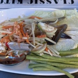 ส้มตำปูม้าดอง ไม่ใส่ปลาร้า