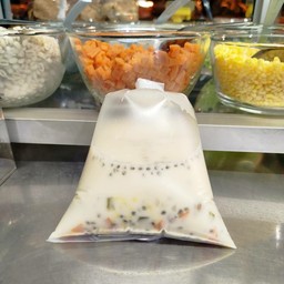 เต้าหู้นมสดทรงเครื่องร้อน