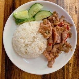 ข้าวราดหมูนุ่ม คั่วกะปิ (เปลี่ยนเป็นหมูสับได้)