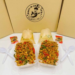 โปรโมชั่น 1 แถม 1 กระเพราไก่สับโบราณ แม่ครัวใหญ่