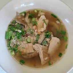 ก๋วยจั๊บโบราณ ต้มเลือดหมู อาหารตามสั่ง