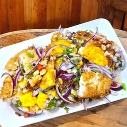 ยำโคตรไข่ดาวคลั่ง