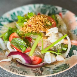 ยำวุ้นเส้นโบราณทะเล