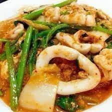 สุกี้ปลาหมึก โบราณ แม่ครัวใหญ่