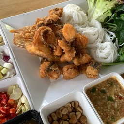 เมี่ยงปลานิลทอด ครึ่งตัว