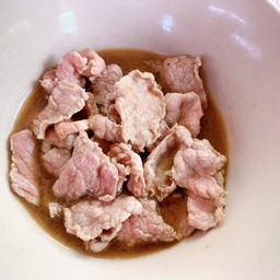 เนื้อวัวลวก