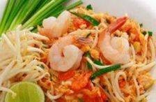 ผัดไทยกุ้งสด