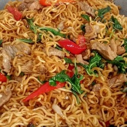 แซ่บริมโขง