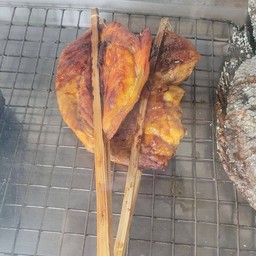 ส้มตำไก่ย่างสะพานลอยคลองหลวง 31(ปากซอยรัตนะ)