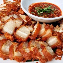 หมูสามชั้นทอดน้ำปลา