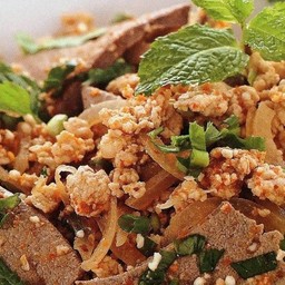 ลาบหมู แม่ครัวใหญ่