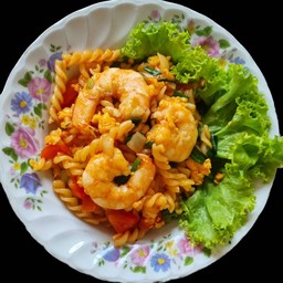 ผัดมักกะโรนีกุ้งสด