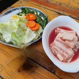 ชุดใหญ่ หมูล้วน