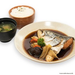 [ เมนูพิเศษ ต้องลอง ] ชุดข้าวหัวปลาแซลมอนต้มซีอิ๊ว