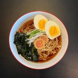 ราเมนน้ำดำ - ไข่ต้ม