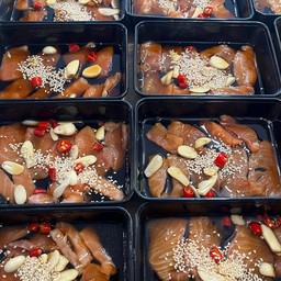 กุ้งดอง+แซลม่อนดอง By.น้องบริ๊งค์🍣 หมู่บ้านเอ็มไลฟ์ ซอย12