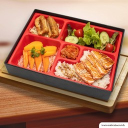 เบนโตะสเต็กแซลมอน