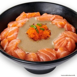 ข้าวหน้าแซลมอนมันปู