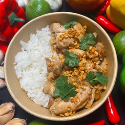 ข้าวไก่กระเทียม